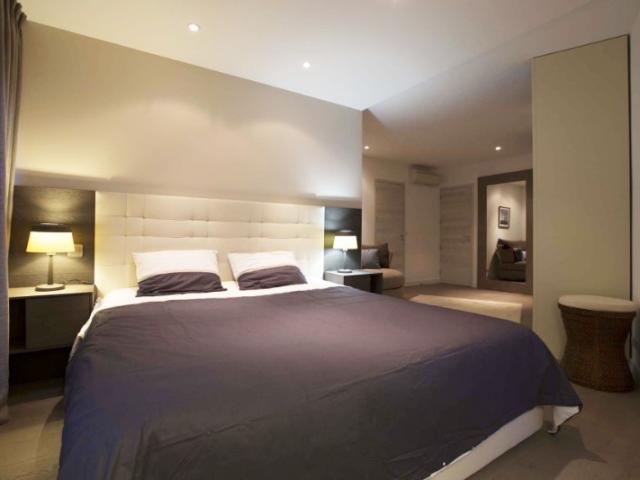 Une maison secondaire à Hyères, rénovation, meuble-sur mesure, décoration